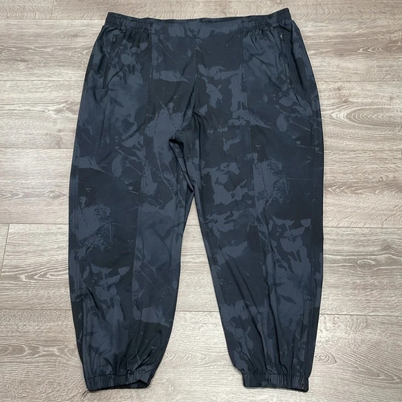 NWOT Old Navv Stretchtech All Season  Quick Dry Joggers Grey Print 2X - Picture 7 of 14